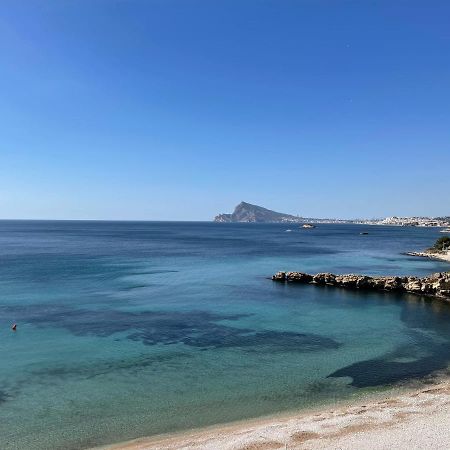 Sunrise Beachfront Apartment By The Marina Altea Bagian luar foto