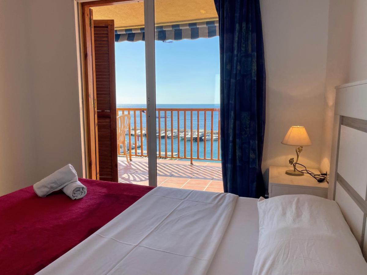 Sunrise Beachfront Apartment By The Marina Altea Bagian luar foto