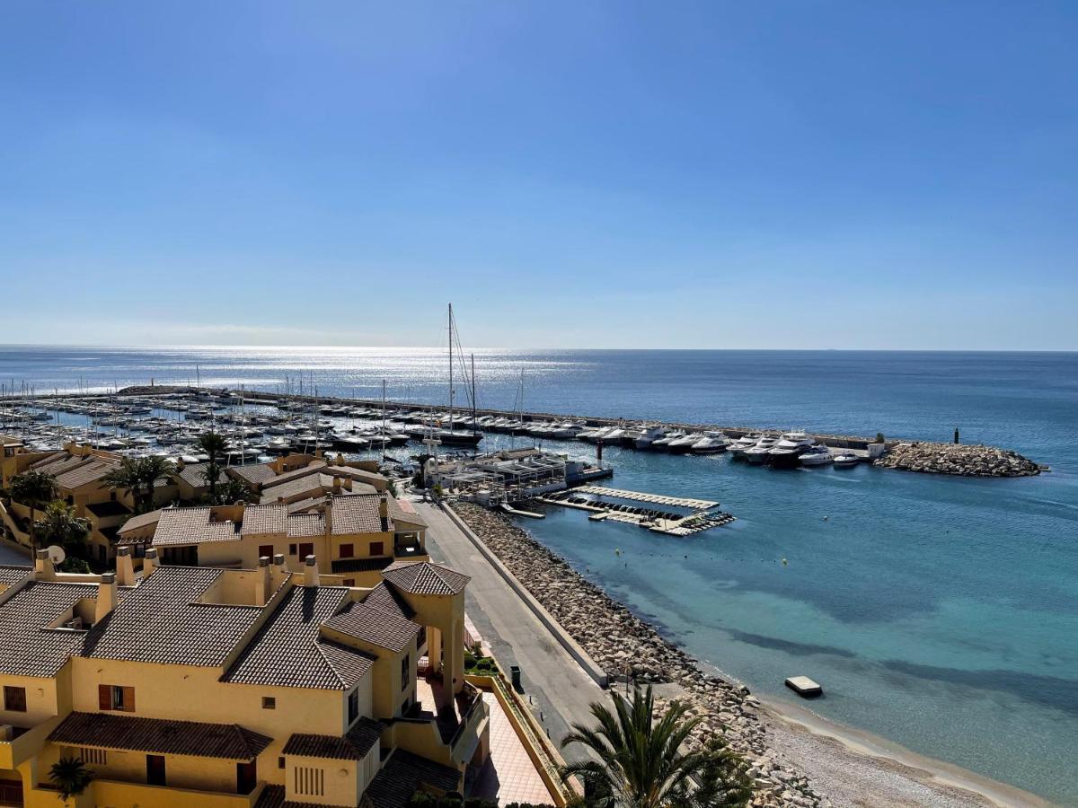 Sunrise Beachfront Apartment By The Marina Altea Bagian luar foto